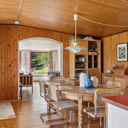 Charming In Peaceful Surroundings Semesterbostad Gedser