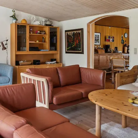 Charming In Peaceful Surroundings Semesterbostad