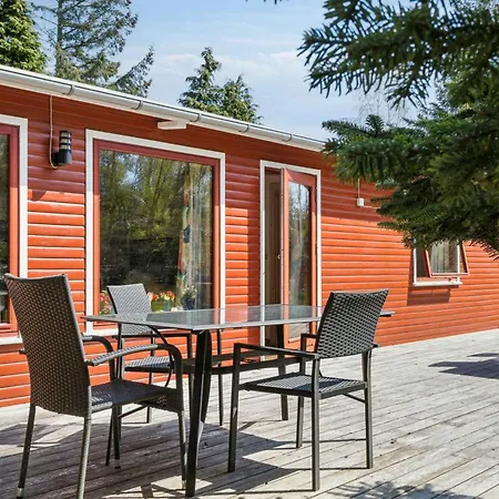 Semesterbostad Charming In Peaceful Surroundings *