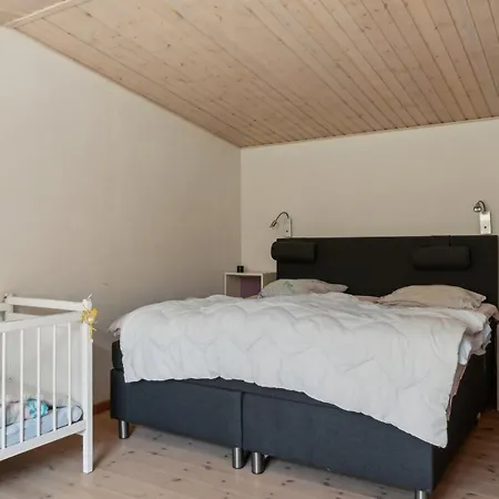 Vakantiehuis Charming In Peaceful Surroundings *